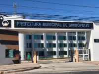 com-salario-de-ate-r$-2.300,-processo-seletivo-tem-30-vagas-para-a-secretaria-de-educacao-de-divinopolis