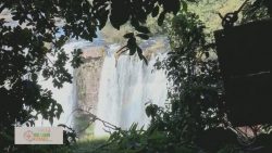 que-lugar-e-esse?:-conheca-a-exuberancia-da-cachoeira-da-fumaca,-em-nova-ponte