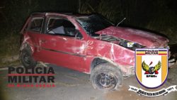 veiculo-capota-e-passageiro-de-17-anos-morre-na-mg-164,-em-itapecerica