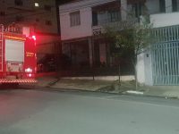 homem-e-preso-apos-colocar-fogo-em-sala-de-delegacia-da-policia-civil-no-interior-de-mg